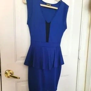 cameo blue dress Cameo Batwing Knit Dress Striped Blue Selfie Leslie